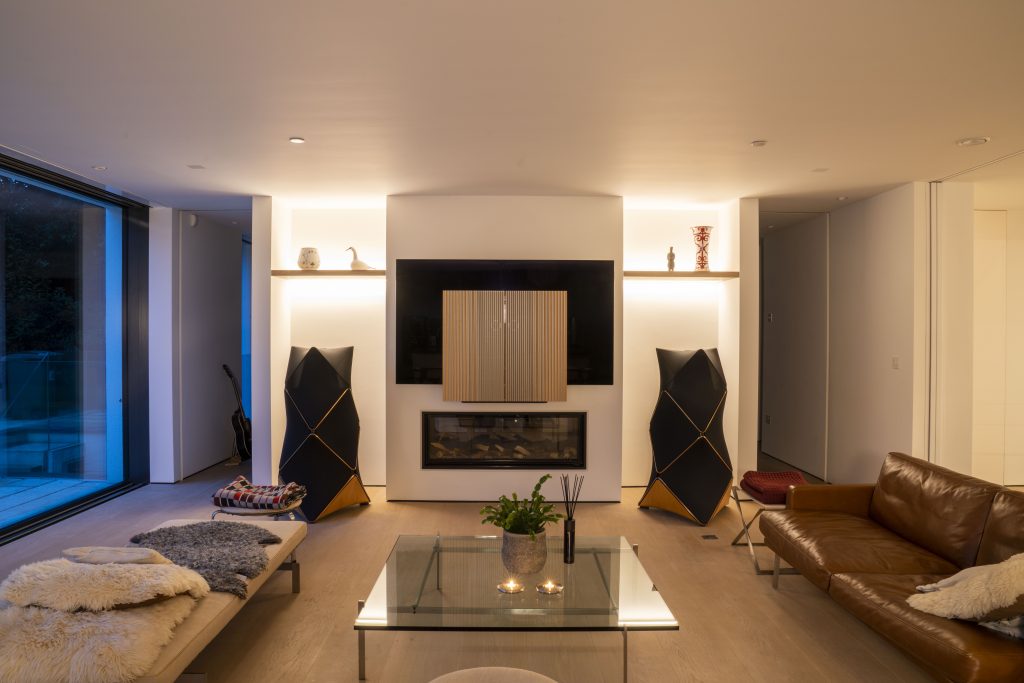 Dulwich Luxury high end property - London Interior Design - Dali lighting - Intelligent home - Energy efficient home