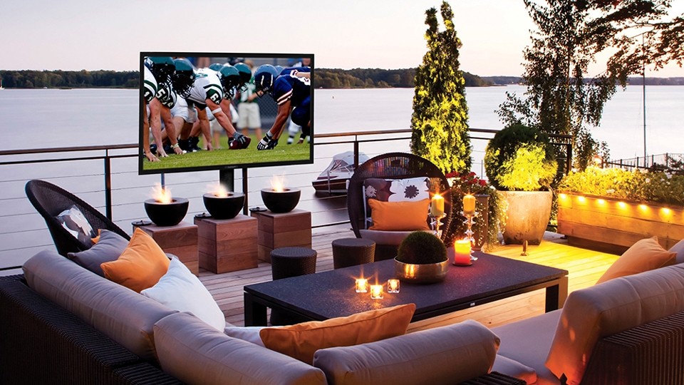 Outdoor TV with Outdoor Speakers